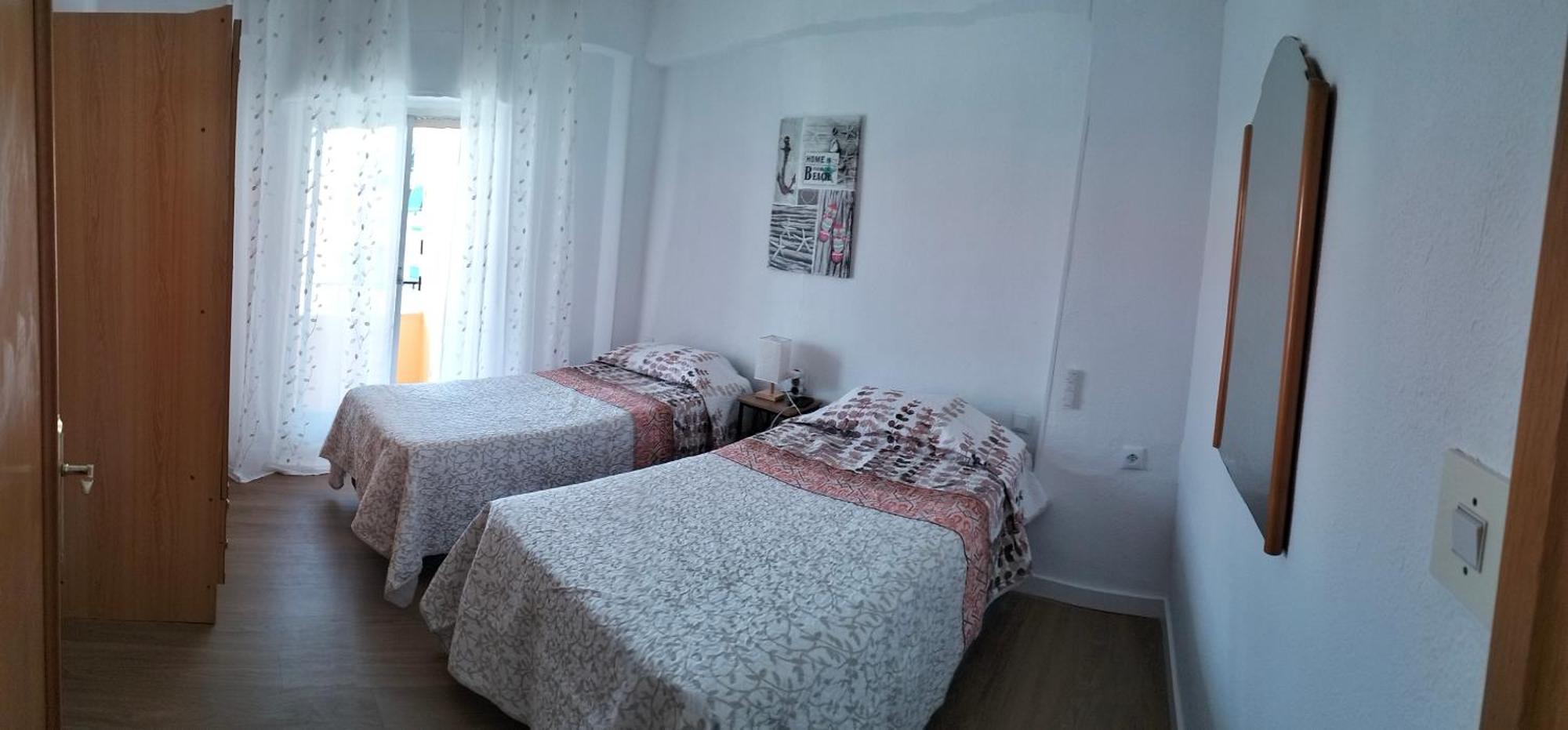Ricardo Hostal Apartamento 3 Habitaciones Alicante Extérieur photo