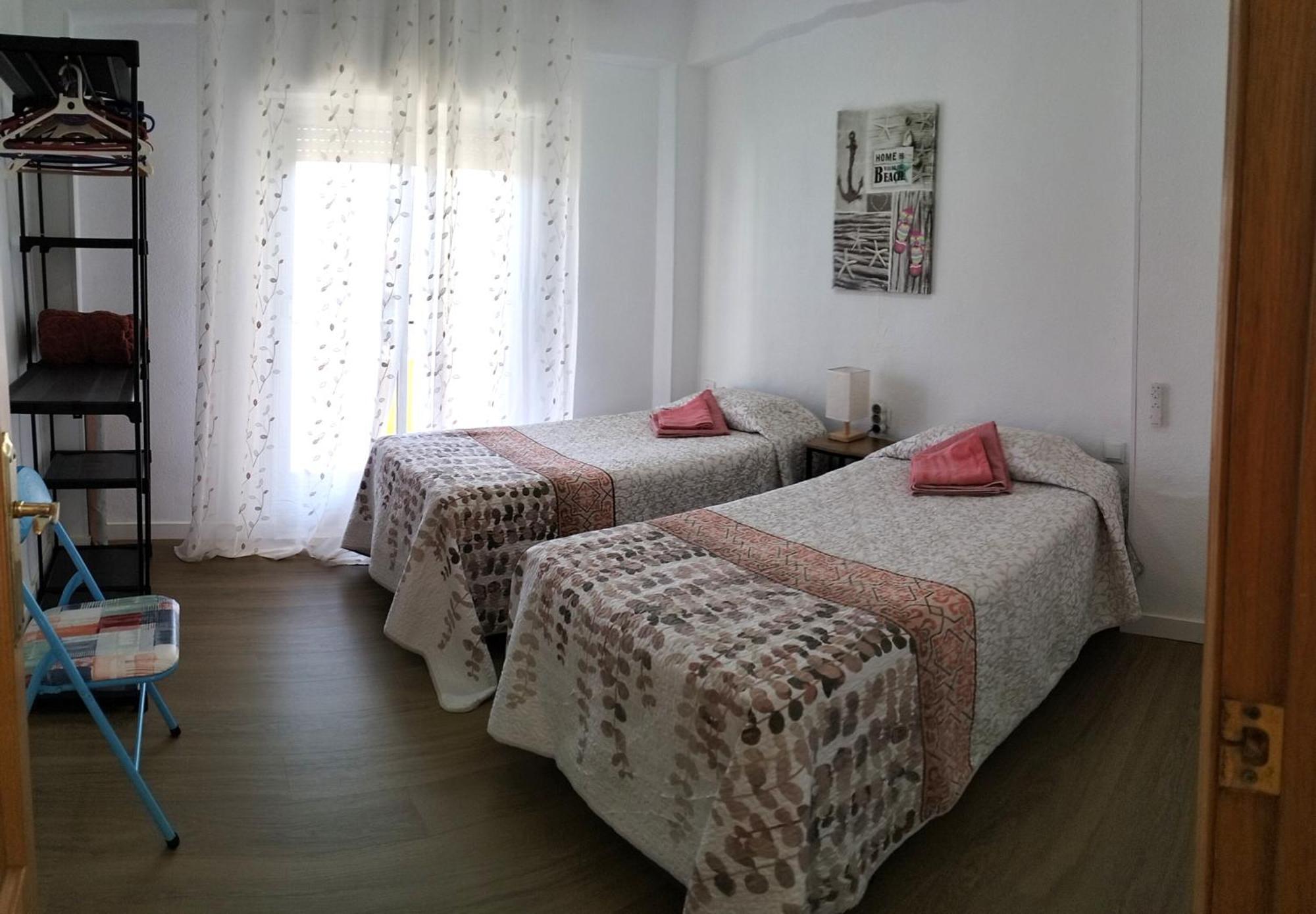 Ricardo Hostal Apartamento 3 Habitaciones Alicante Extérieur photo